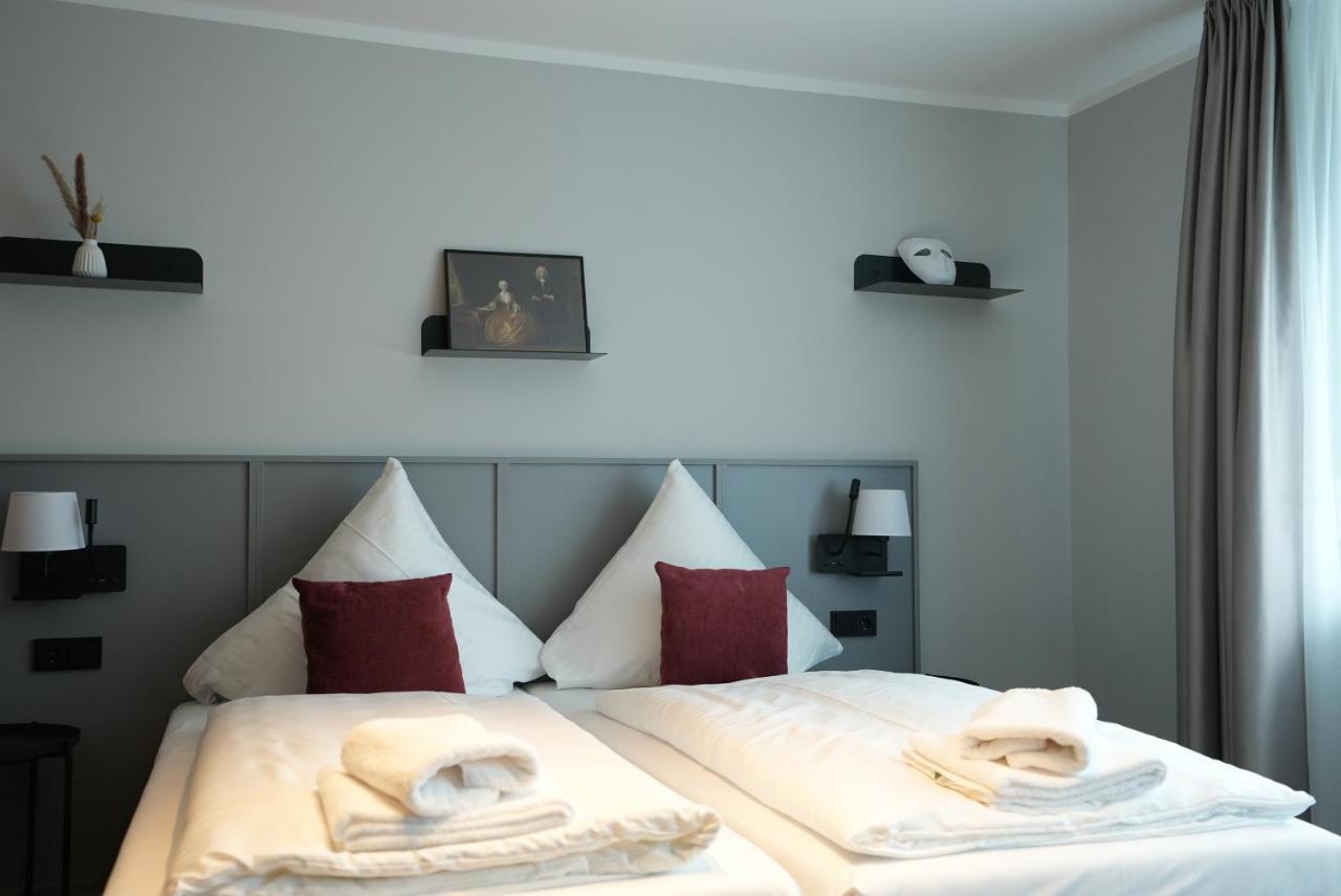 Boutique Kaiser - Hotel & Apartments Франкфурт на Майн Екстериор снимка