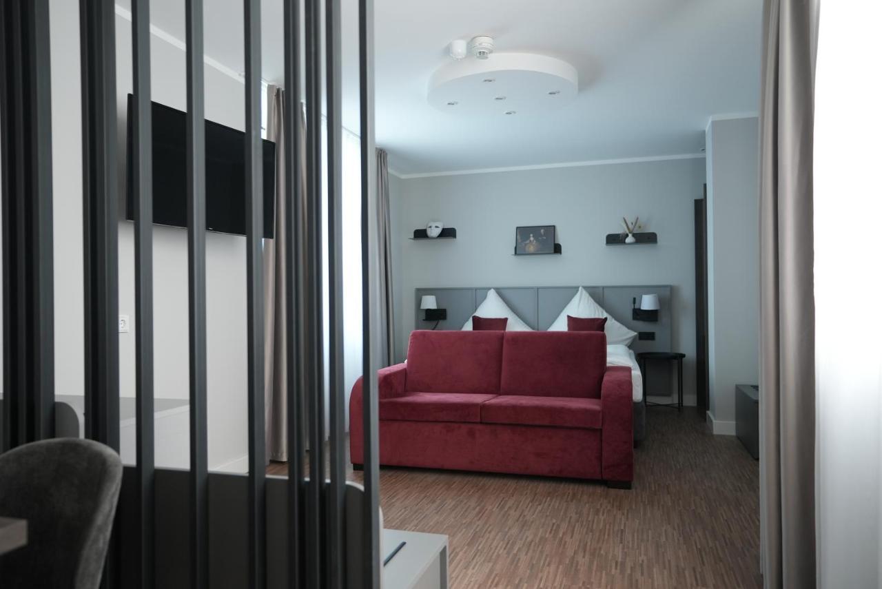 Boutique Kaiser - Hotel & Apartments Франкфурт на Майн Екстериор снимка