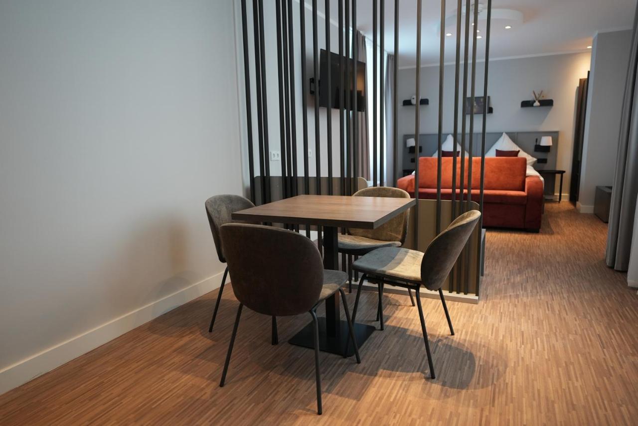 Boutique Kaiser - Hotel & Apartments Франкфурт на Майн Екстериор снимка
