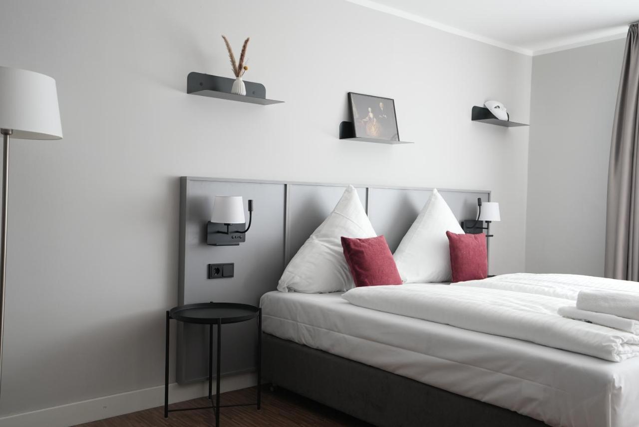 Boutique Kaiser - Hotel & Apartments Франкфурт на Майн Екстериор снимка