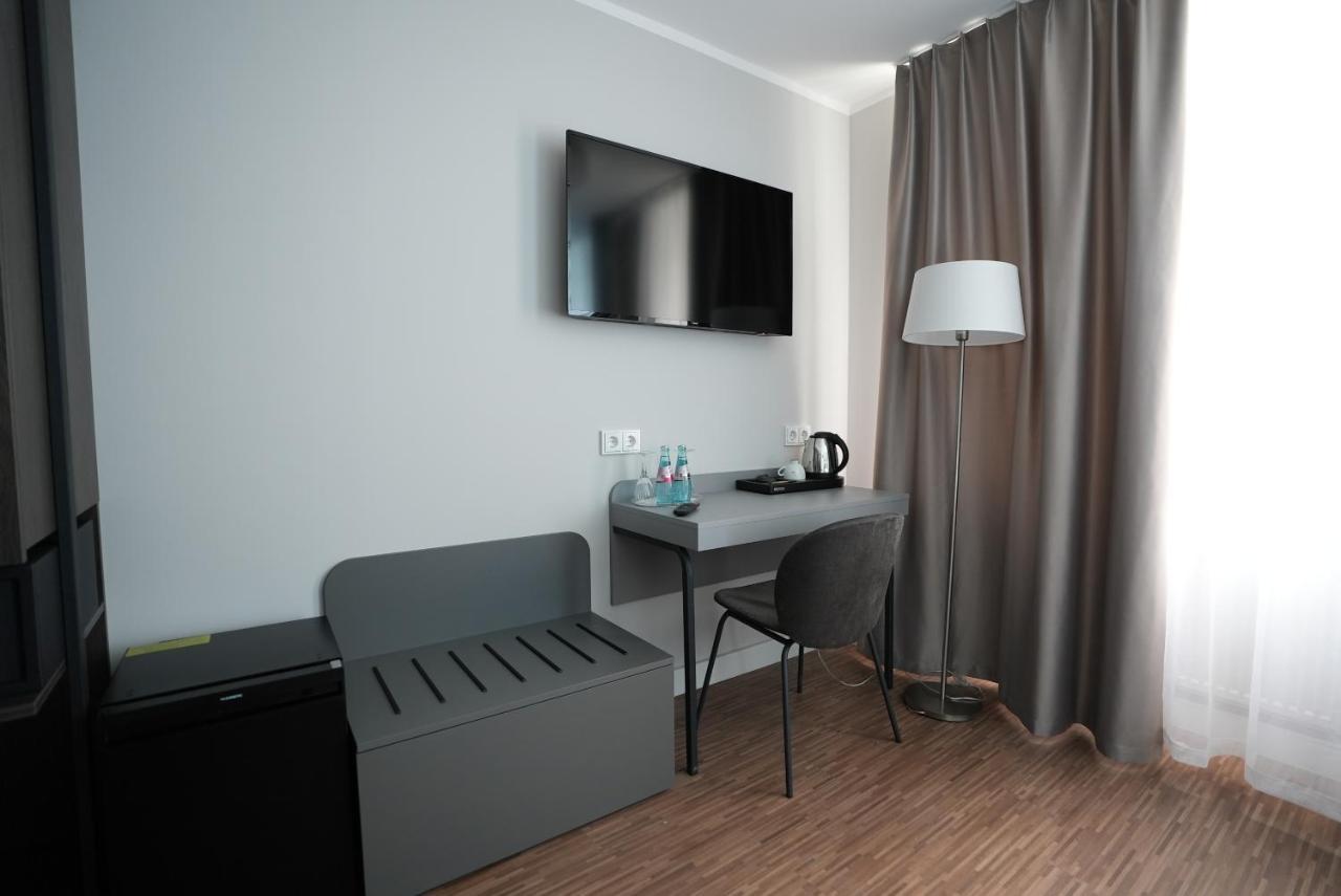 Boutique Kaiser - Hotel & Apartments Франкфурт на Майн Екстериор снимка
