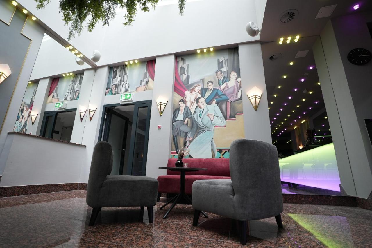 Boutique Kaiser - Hotel & Apartments Франкфурт на Майн Екстериор снимка