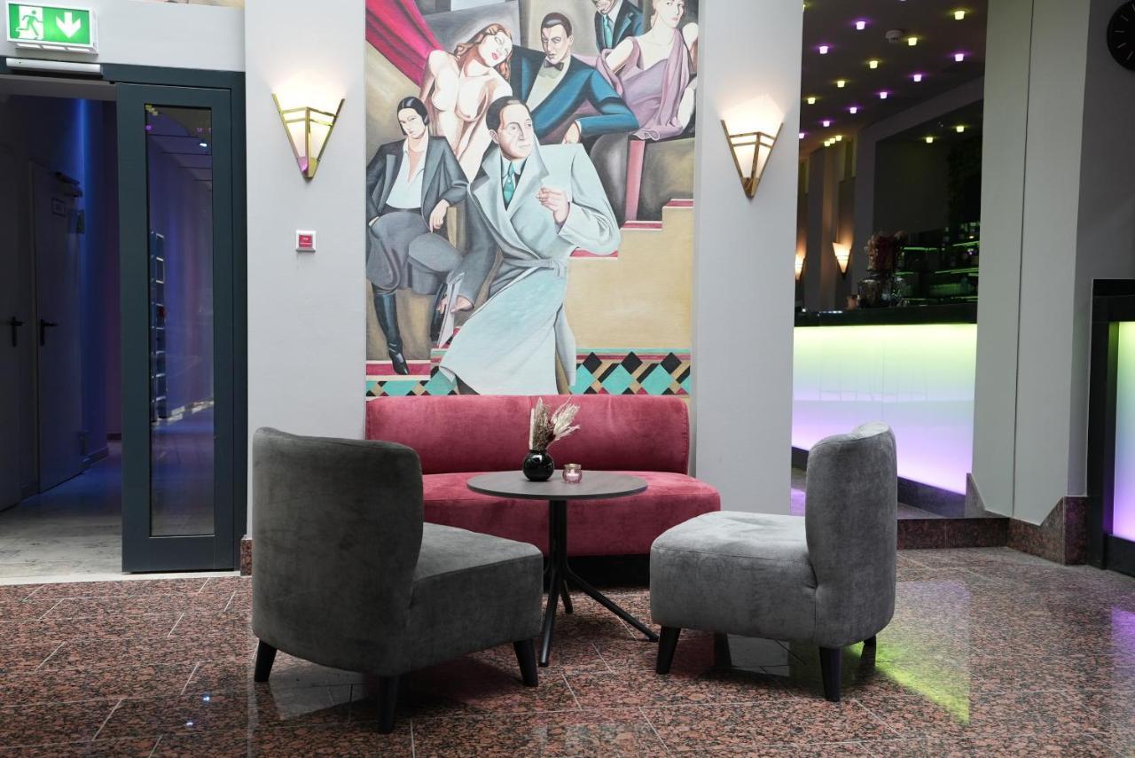 Boutique Kaiser - Hotel & Apartments Франкфурт на Майн Екстериор снимка